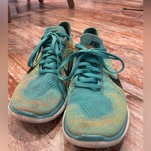 Nike Free 4.0 Flyknit Men’s Teal and Yellow-Green Athletic Sneakers